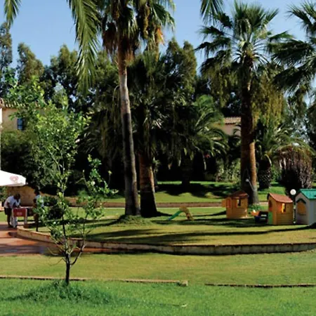 Belvilla By Oyo Spacious Holiday Home With Patio Apartment